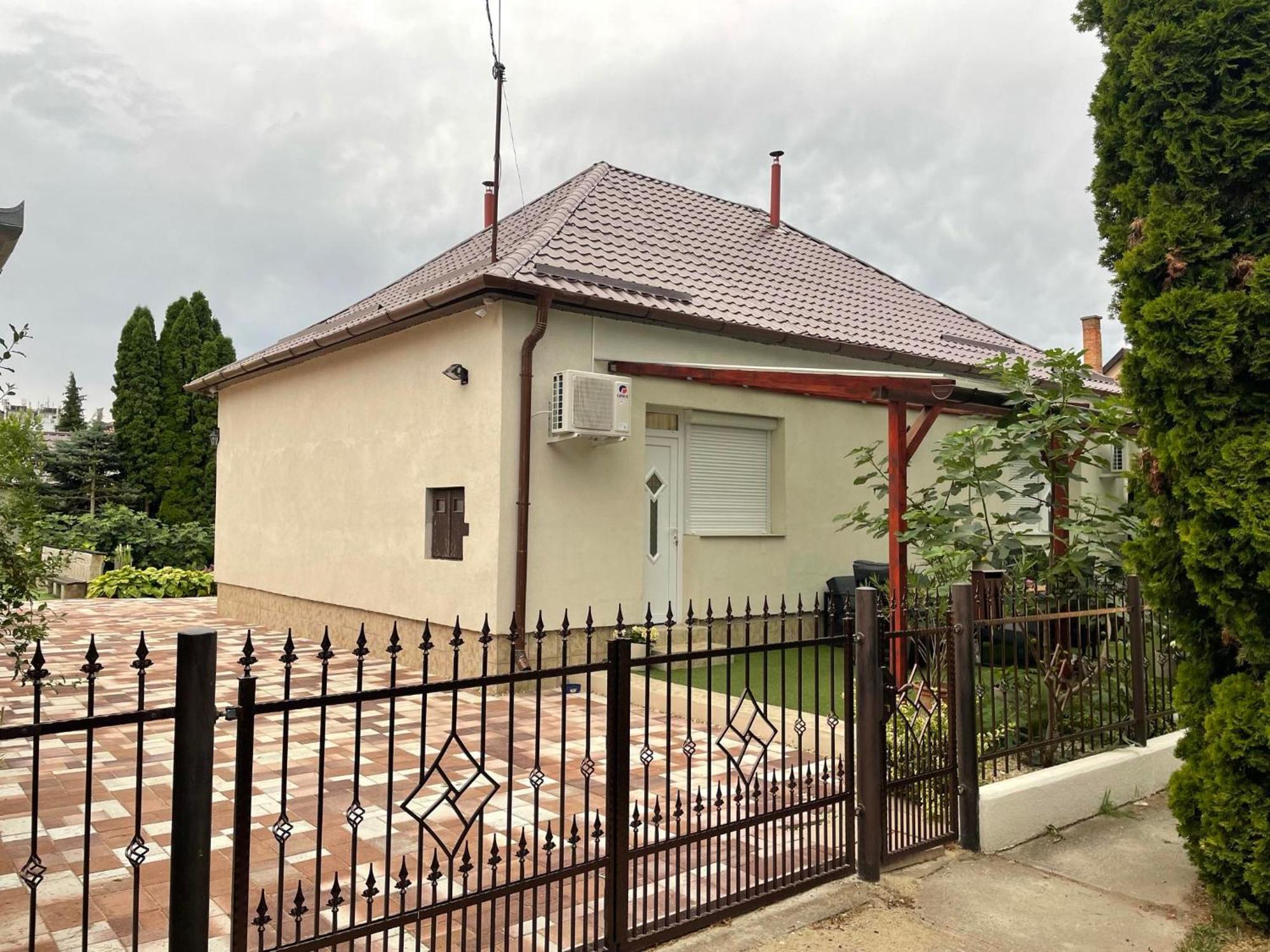 Adam Apartman Hajdúszoboszló 外观 照片